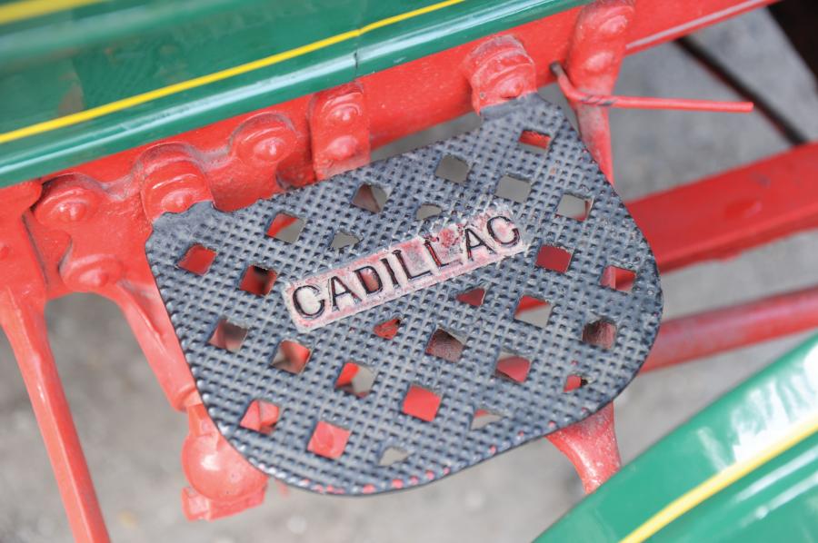  Cadillac Model M Light Touring 1906 года  (фото 8 из 13)